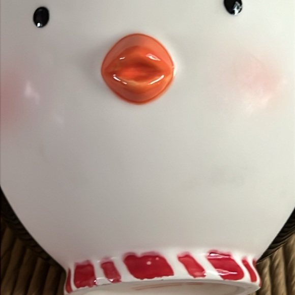 Hallmark Penguin Treat Dish - NWT - Picture 6 of 8